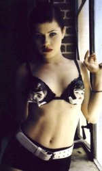 Fairuza20Balk20frt.jpg